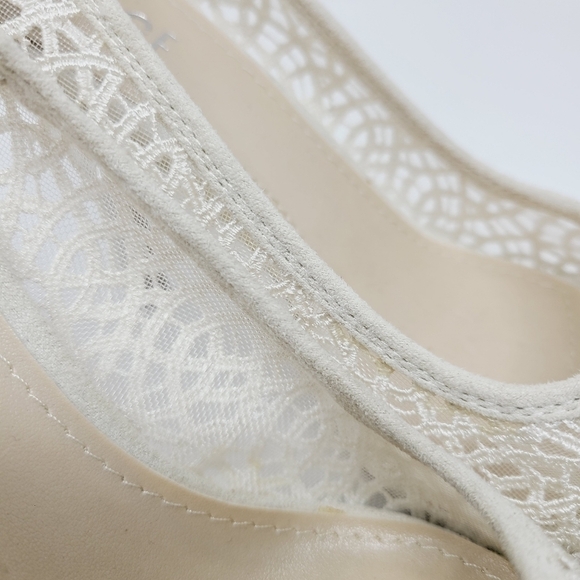 Rouge Helium | White Lace Design Aliyah Peep Toe Wedding Heels (Size 7.5) - Picture 8 of 13
